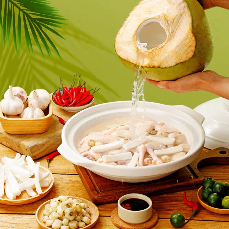 Tan Niu coconut Whole chicken set (with whole chicken/1L coconut water/dipping sauce/Coconut Meat/Chestnut) 海南潭牛椰子鸡全套火锅(含整只鸡/椰子鸡酱汁/椰子水/椰肉条/珍珠马蹄)