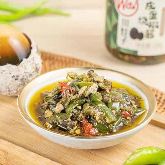 China Chuan Wa Zi Sze Chuan Roasted Chili Sauce 230g