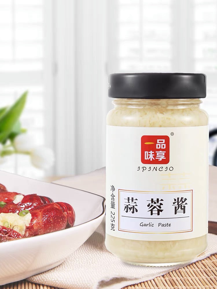 Ipincio Garlic Paste 225g
