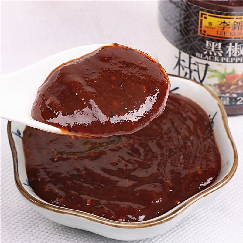 Salsa de pimienta negra Hongkong Lee Kum Kee 230 g/lata 李锦记 黑椒汁