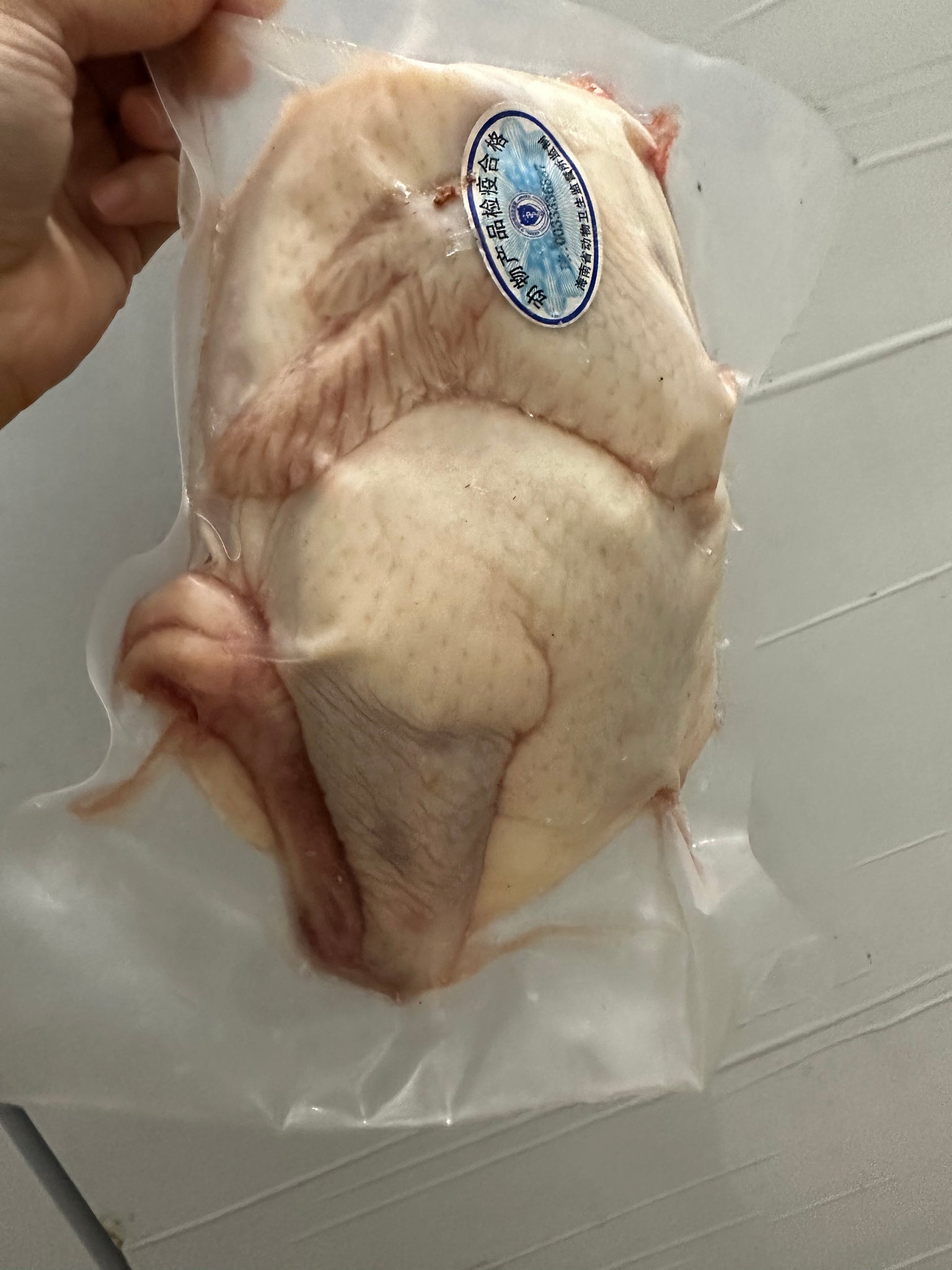 Tan Niu coconut Whole chicken set (with whole chicken/1L coconut water/dipping sauce/Coconut Meat/Chestnut) 海南潭牛椰子鸡全套火锅(含整只鸡/椰子鸡酱汁/椰子水/椰肉条/珍珠马蹄)