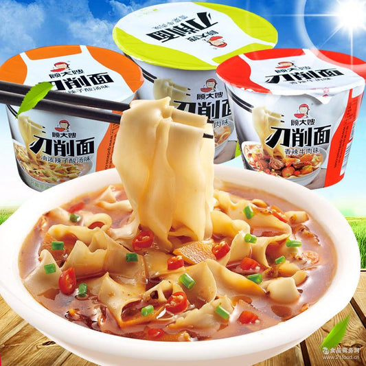 China Madam Gu Sliced noodles Spicy Beef Flavor 顾大嫂刀削面