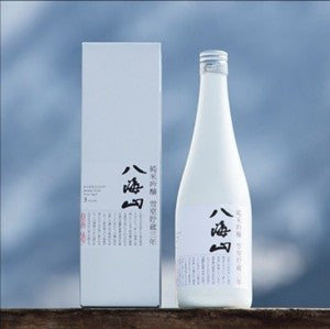 Japan Hakkaisan - Yukimuro Junmai Ginjo 3 Years Snow Aged Sake 720ml